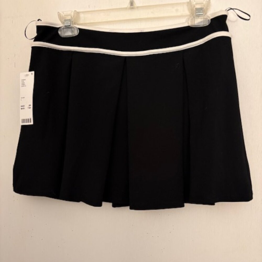 Urban Outfitters Black Pleated Mini Skirt, Sz L, $49